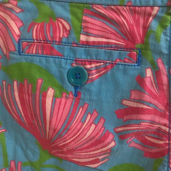 LILLY PULITZER SHORTS size 0 pink blue green floral - Picture 4 of 8